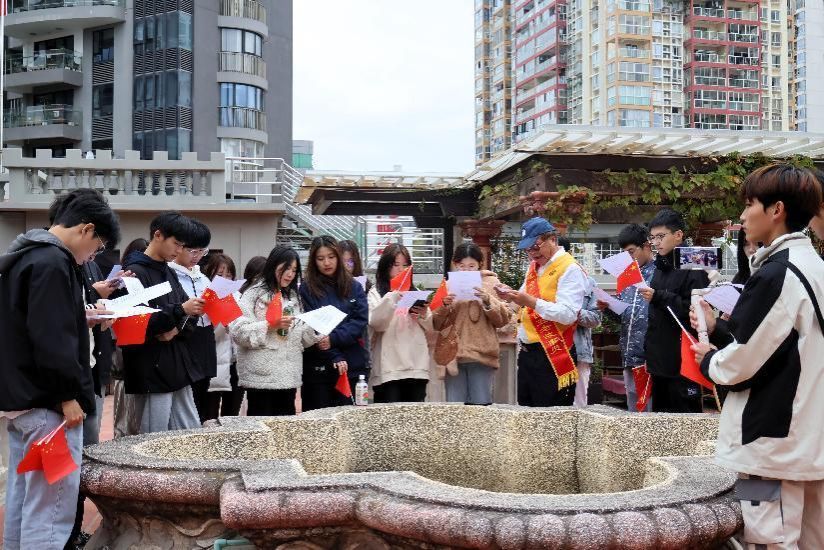 3. 同学们学习闽南语顺口溜